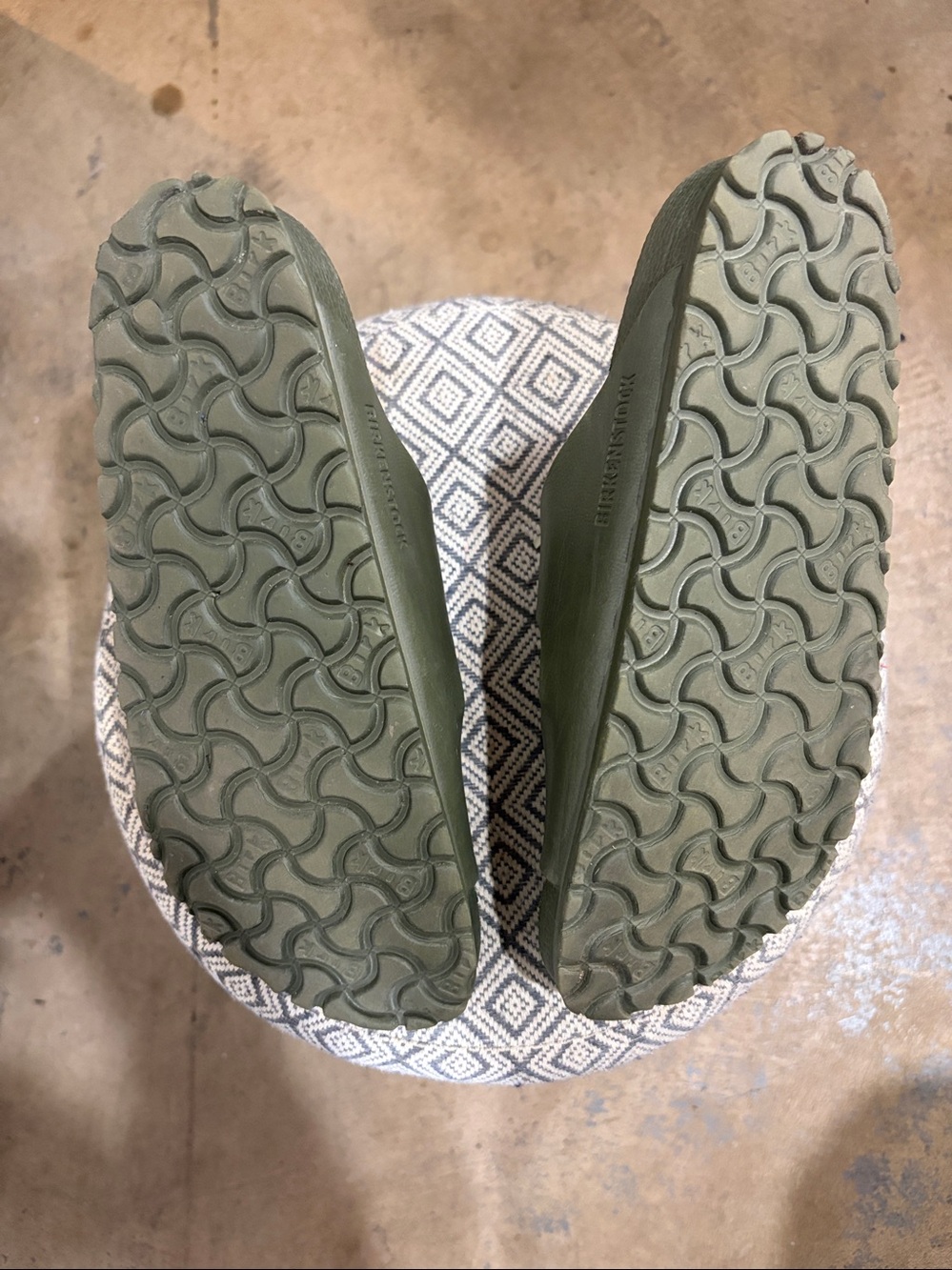 Birkenstock Arizona EVA Khaki Olive Green Sandals Womens EU 37 US 6 6.5 - Picture 6 of 8